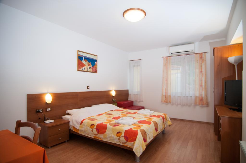 Apartments And Rooms Liburnija Opatija Exterior foto