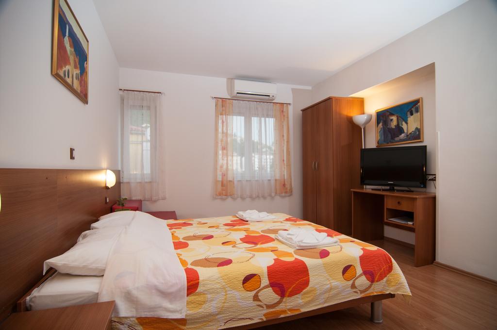 Apartments And Rooms Liburnija Opatija Exterior foto