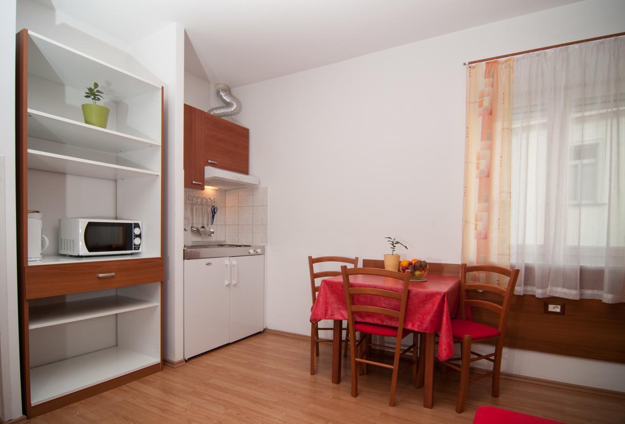 Apartments And Rooms Liburnija Opatija Exterior foto